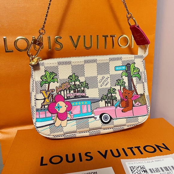 ‼️S O L D‼️Louis Vuitton Limited Edition Christmas 2021 Damier Azur Pochette - Picture 2 of 6